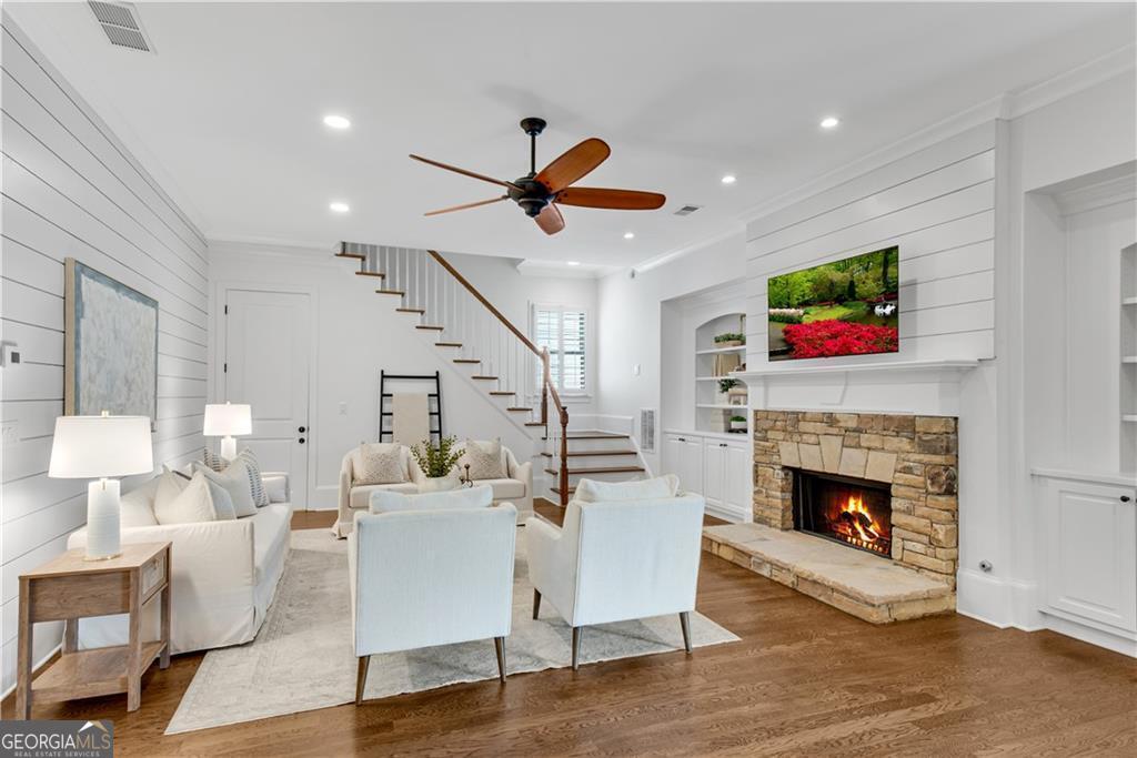Single Family Residence in Milton GA 530 Tensas Trace 9.jpg