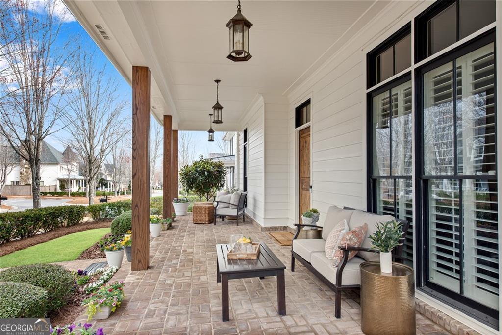 Single Family Residence in Milton GA 530 Tensas Trace 2.jpg