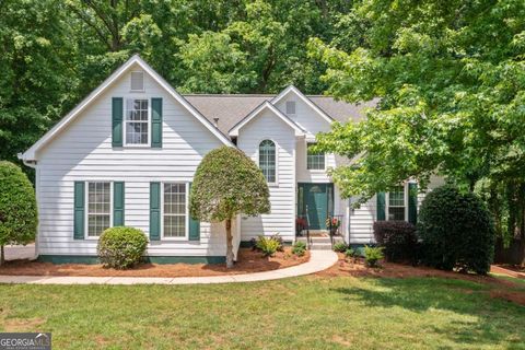 Single Family Residence in Cumming GA 2605 Woodland Hills Drive.jpg