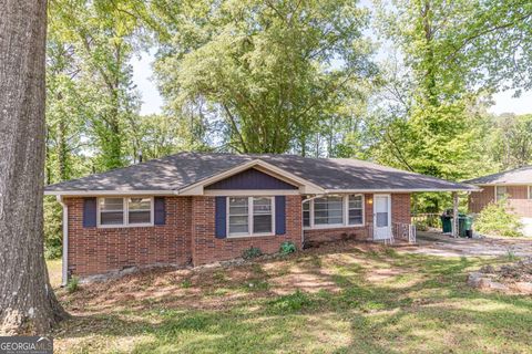 Single Family Residence in Morrow GA 1157 Helen Street.jpg