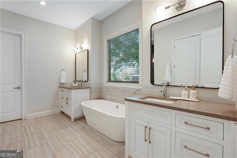 Single Family Residence in Johns Creek GA 904 Urban Ash Court 5.jpg