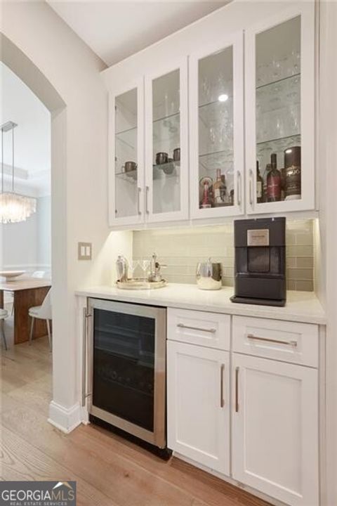 Single Family Residence in Johns Creek GA 904 Urban Ash Court 14.jpg