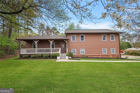 Single Family Residence in Lithia Springs GA 3916 S Martin Way.jpg