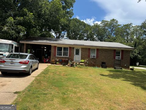 Single Family Residence in Madison GA 1015 HIGHLAND Avenue.jpg