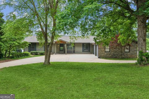 Single Family Residence in Cumming GA 2055 Cactus Lane.jpg