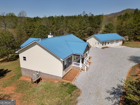 Single Family Residence in Blairsville GA 250 Porter Place.jpg