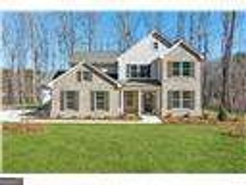 Single Family Residence in Monroe GA 2028 Seclusion Trail.jpg