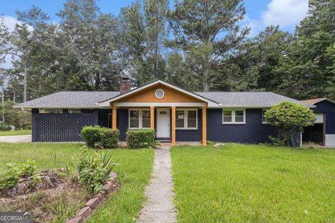 Single Family Residence in Kennesaw GA 2110 Dobbins Drive.jpg