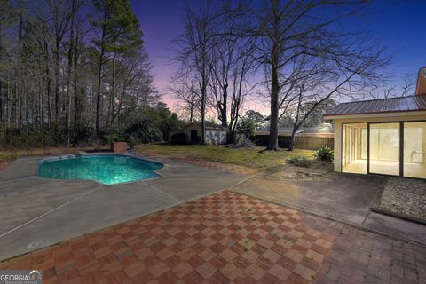 Single Family Residence in Barnesville GA 105 Skyline Drive 3.jpg