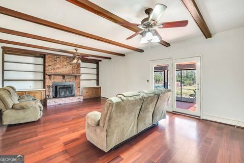 Single Family Residence in Barnesville GA 105 Skyline Drive 10.jpg