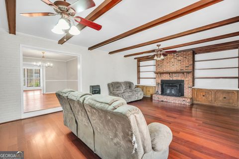 Single Family Residence in Barnesville GA 105 Skyline Drive 8.jpg