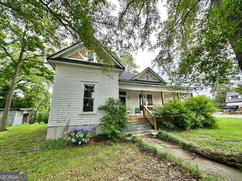 Single Family Residence in Bremen GA 422 Oak Street.jpg