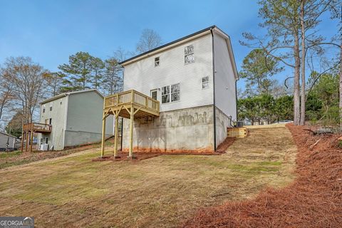 Single Family Residence in Gainesville GA 6510 Crystal Cove Trail 4.jpg