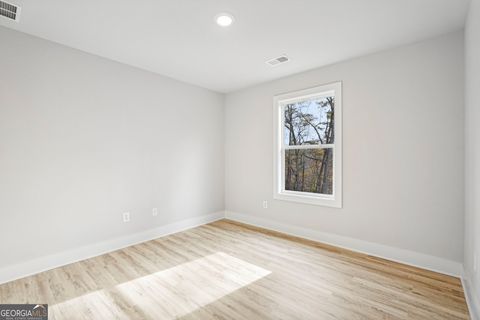 Single Family Residence in Gainesville GA 6510 Crystal Cove Trail 15.jpg
