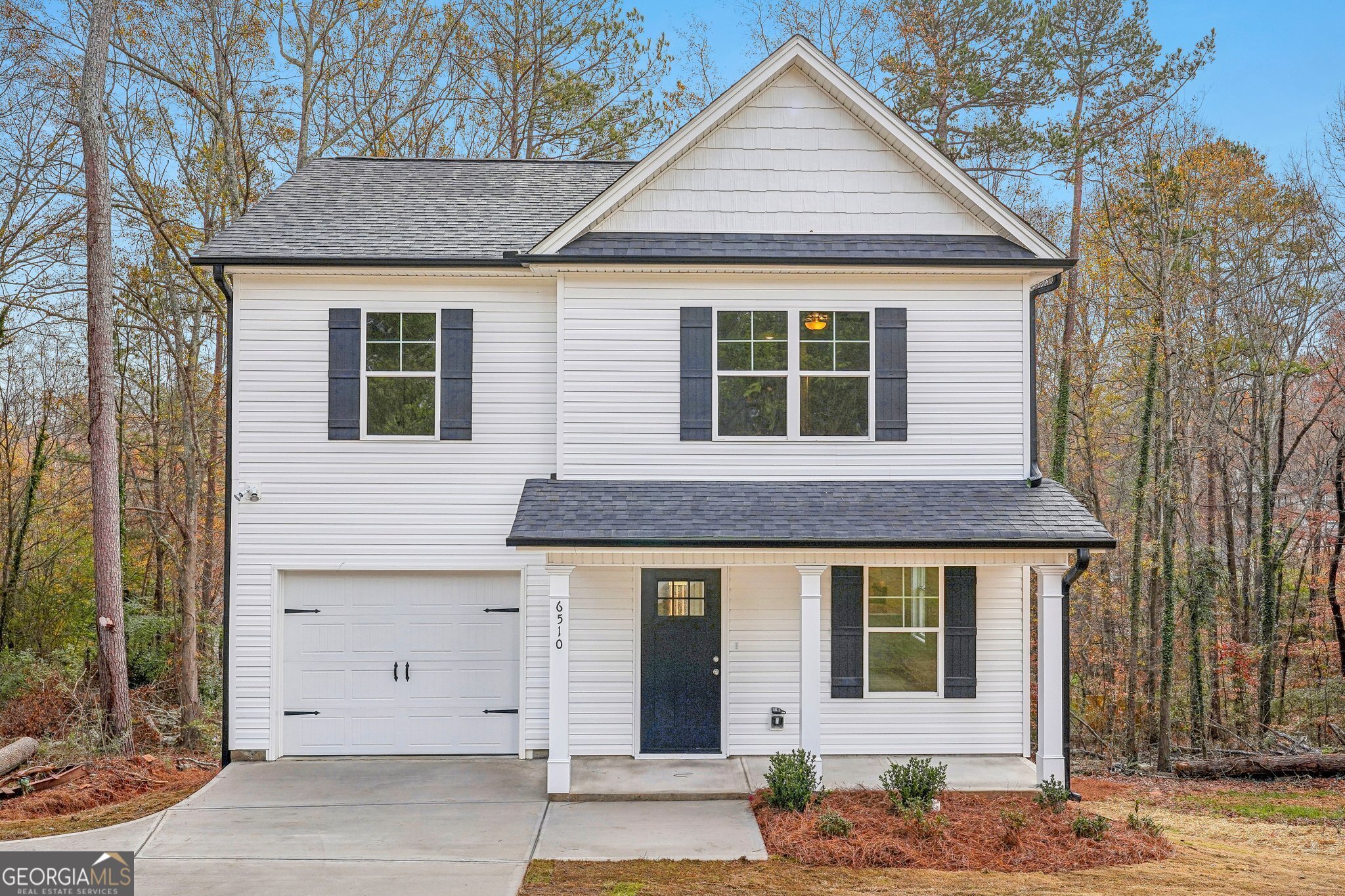 Single Family Residence in Gainesville GA 6510 Crystal Cove Trail 0.jpg