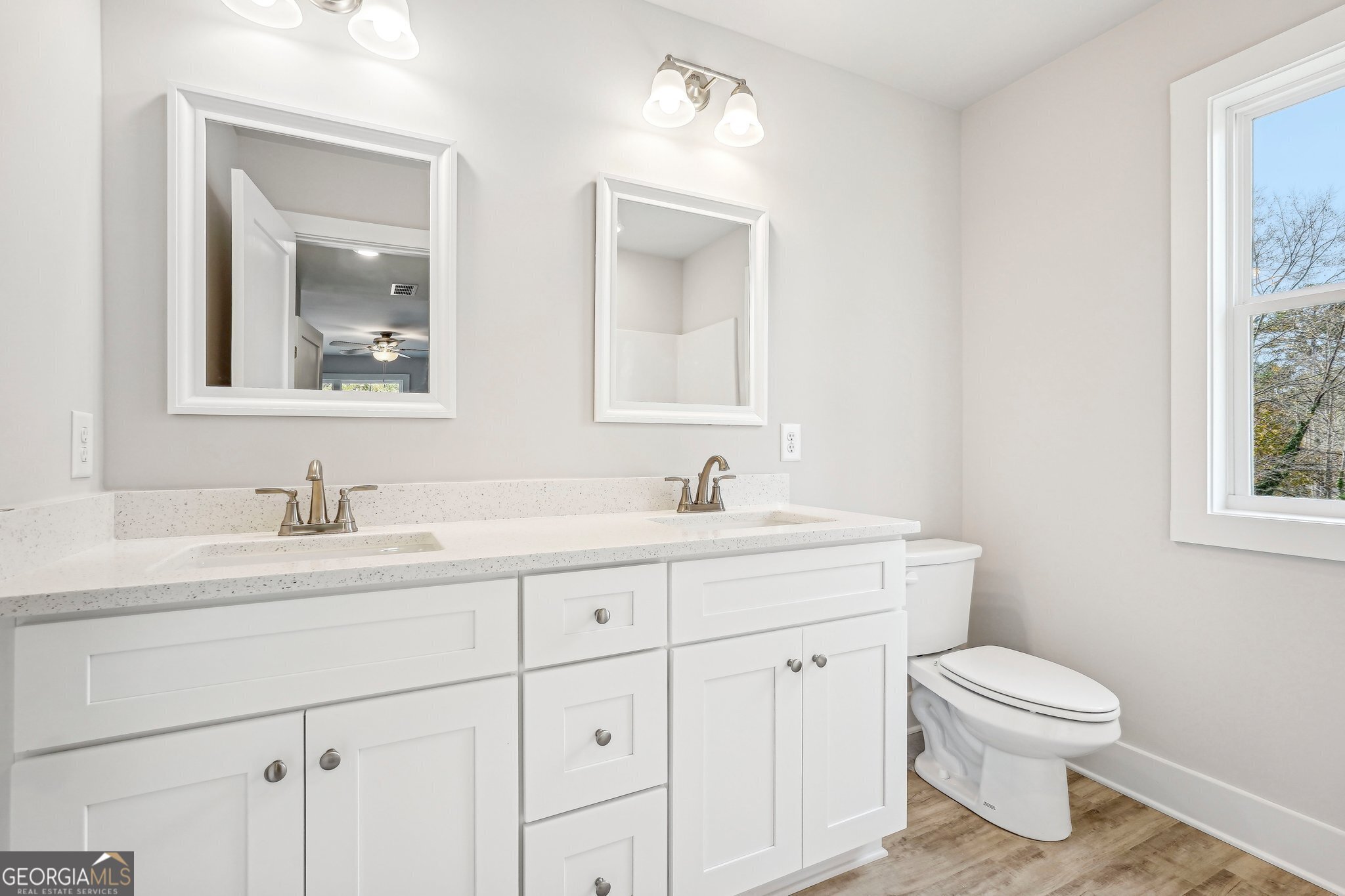 Single Family Residence in Gainesville GA 6510 Crystal Cove Trail 24.jpg