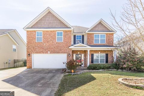 Single Family Residence in Warner Robins GA 407 Deven Court.jpg