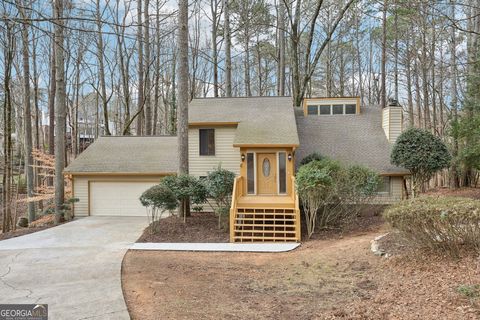 Single Family Residence in Roswell GA 680 Branch Valley Court.jpg