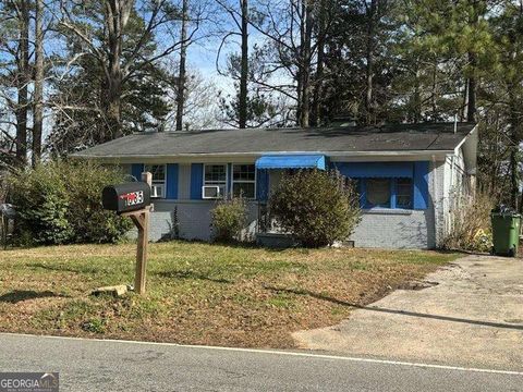 Single Family Residence in Atlanta GA 685 Bolton Road.jpg