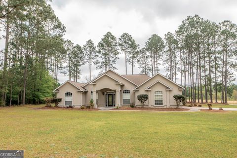 Single Family Residence in Eastman GA 141 Dogwood Drive.jpg