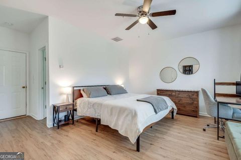 Townhouse in Alpharetta GA 11253 Musette Circle 24.jpg