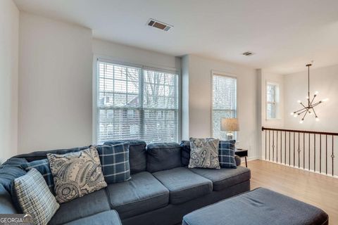 Townhouse in Alpharetta GA 11253 Musette Circle 8.jpg