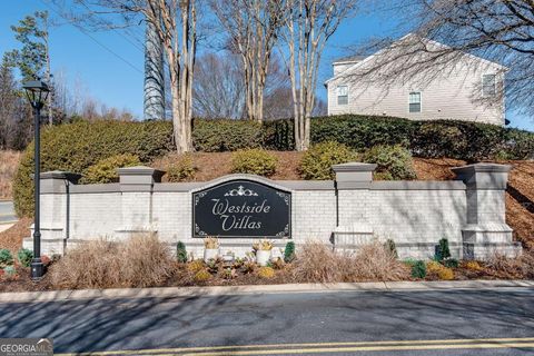 Townhouse in Alpharetta GA 11253 Musette Circle 38.jpg