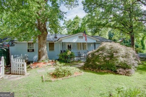 Single Family Residence in Atlanta GA 4236 Florida Avenue.jpg