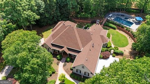 Single Family Residence in Johns Creek GA 10630 N Edgewater Place.jpg