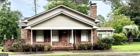 Single Family Residence in Collins GA 513 NE Main Street.jpg