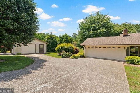 Single Family Residence in Cleveland GA 550 Highway 254.jpg