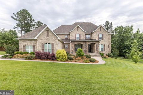 Single Family Residence in Bonaire GA 223 Yale Circle.jpg