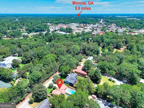 Single Family Residence in Monroe GA 111 W Ridge Avenue.jpg