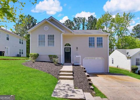 Single Family Residence in Douglasville GA 3159 W Point Circle.jpg