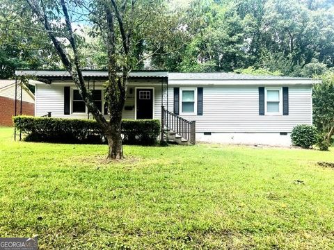 Single Family Residence in Lithia Springs GA 6471 Ansley Boulevard.jpg