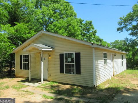 Single Family Residence in Griffin GA 820 Haskell Ward Drive.jpg