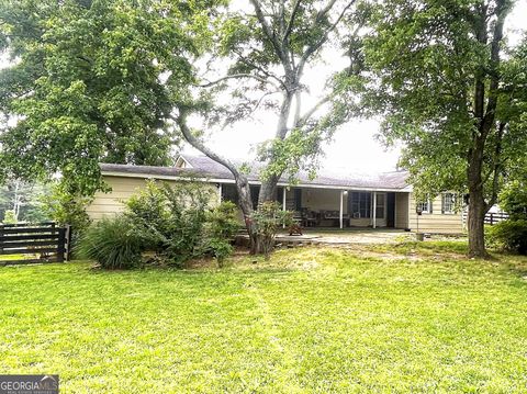 Single Family Residence in Milton GA 16685 Hopewell Road.jpg