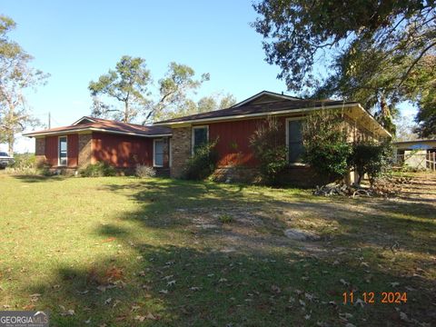 Single Family Residence in Collins GA 27746 Ga Highway 23.jpg