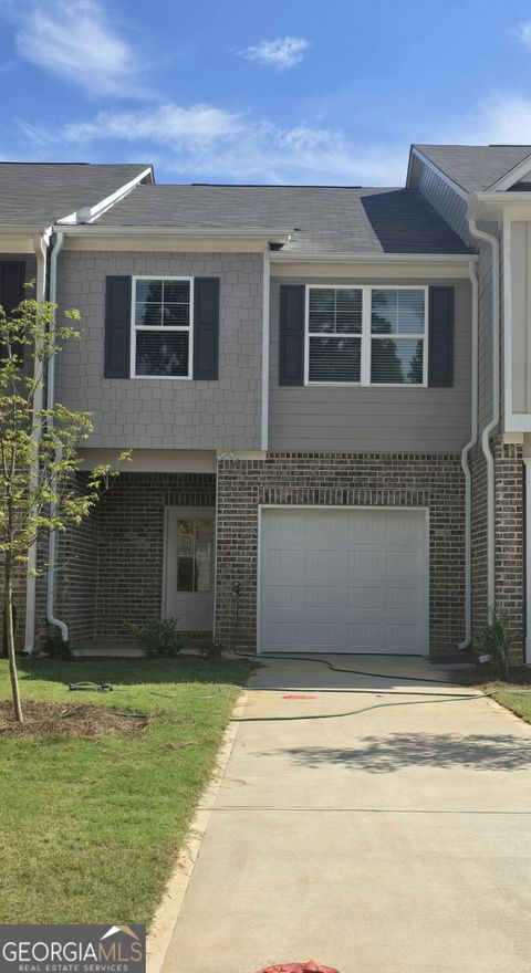 Townhouse in Douglasville GA 2804 Lillian Lane.jpg