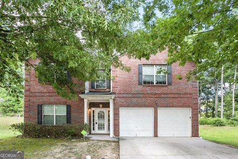 Single Family Residence in Lithonia GA 7536 Poplar Falls Trail.jpg