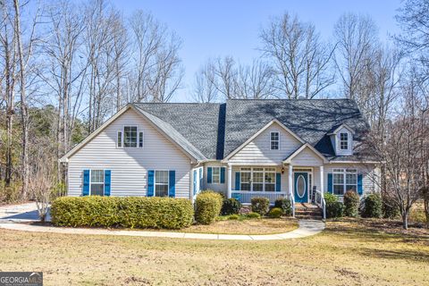Single Family Residence in Griffin GA 113 Lake Chase Drive.jpg