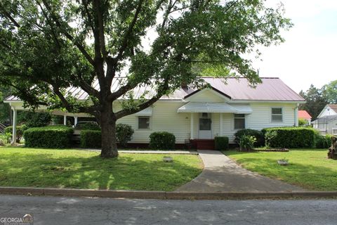 Single Family Residence in Aragon GA 30 Walnut Street.jpg
