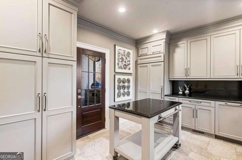 Single Family Residence in Alpharetta GA 1125 Lake Shore Overlook 21.jpg