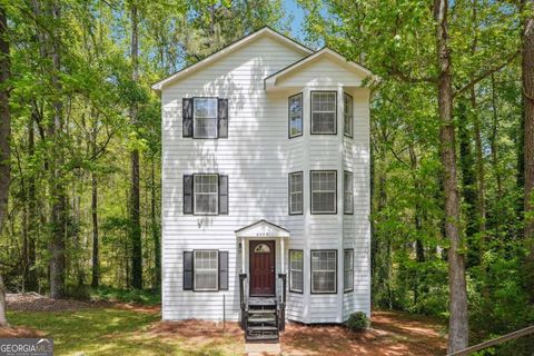 Single Family Residence in Snellville GA 4448 Janice Drive.jpg