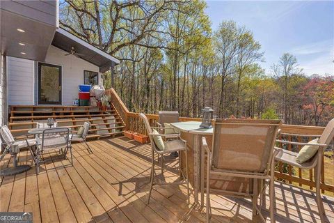 Single Family Residence in Roswell GA 10845 Shallowford Road 12.jpg