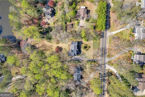 Single Family Residence in Roswell GA 10845 Shallowford Road 37.jpg