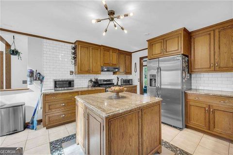 Single Family Residence in Roswell GA 10845 Shallowford Road 55.jpg