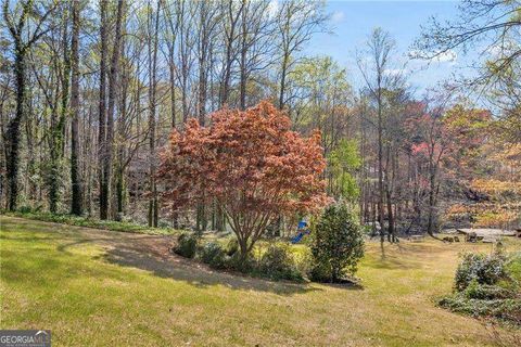 Single Family Residence in Roswell GA 10845 Shallowford Road 16.jpg