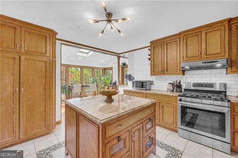 Single Family Residence in Roswell GA 10845 Shallowford Road 54.jpg