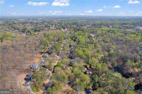 Single Family Residence in Roswell GA 10845 Shallowford Road 29.jpg